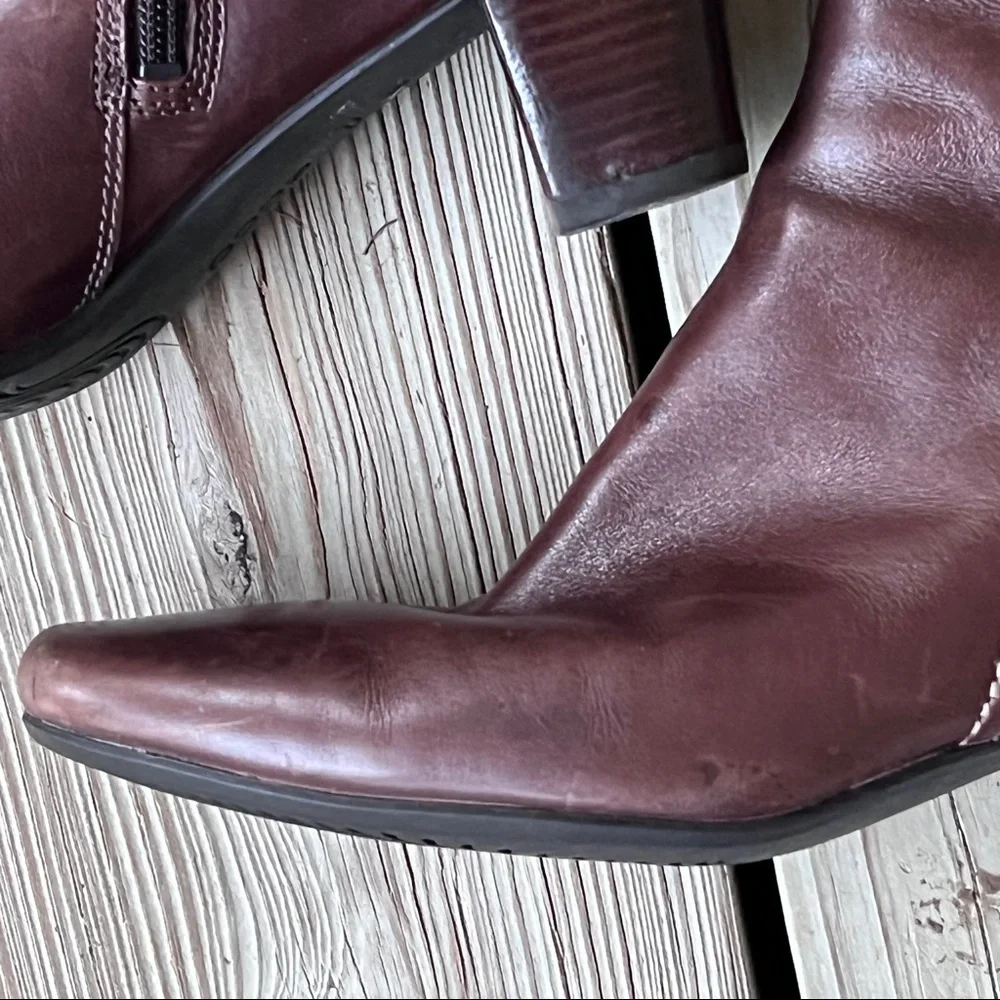 Ecco brown tall boots low heel 38 7.5 - Picture 7 of 9